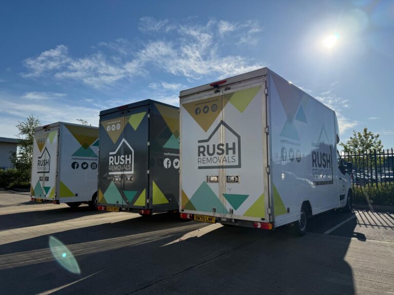 small-removals-van-men